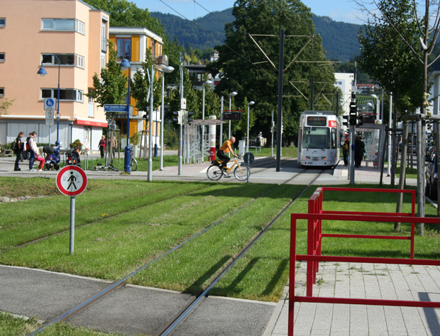 Un tramway : une autoroute sans les désagréments